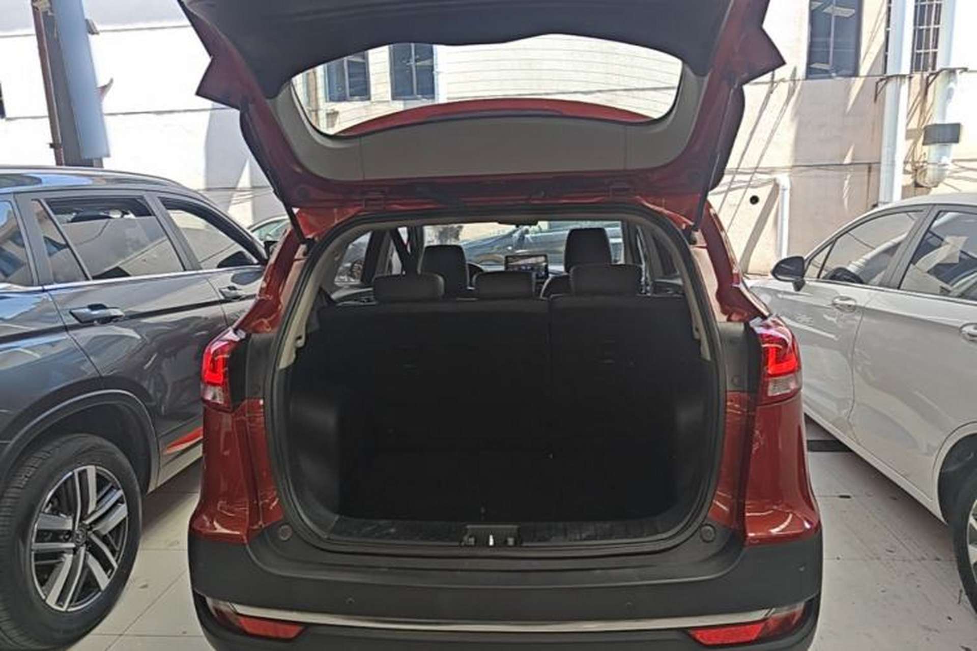 Used JAC Group Refine S3 2018 Custom Edition 1.5L Manual Luxury Model Trunk