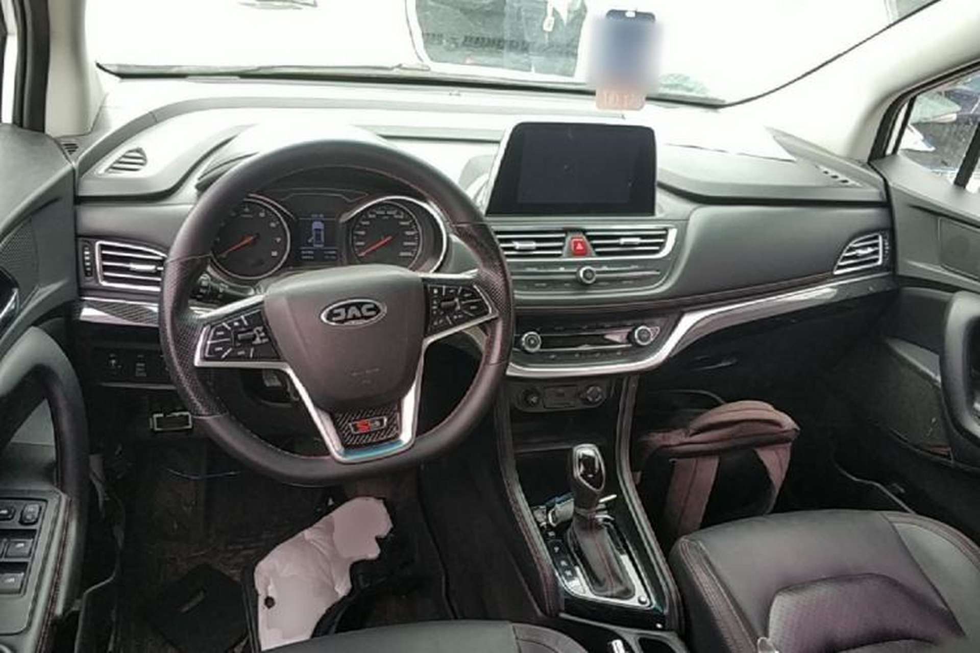 Used JAC Group Refine S3 2018 Smart Drive Version 1.6L CVT Luxury Smart Model Center Console
