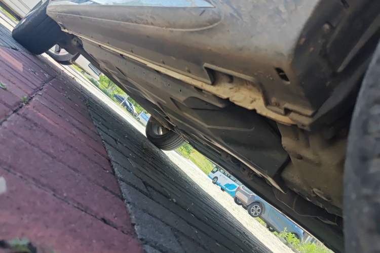 Used JAC Group Refine S3 2018 1.6L CVT European Version Chassis Front Right