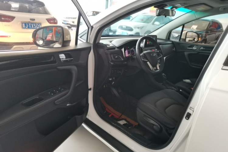 Used JAC Group Refine S3 2018 Smart Drive Version 1.6L CVT Luxury Smart Model Driver Seat
