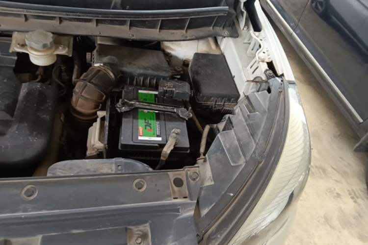 Used JAC Group Refine S3 2018 Custom Edition 1.5L Manual Luxury Smart Model Engine Bay Left