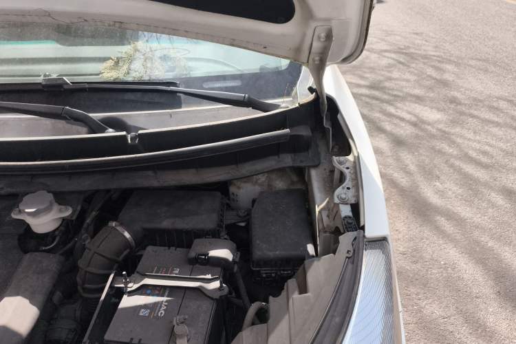 Used JAC Group Refine S3 2018 Custom Edition 1.6L CVT Luxury Smart Model Engine Bay Left