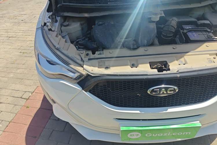 Used JAC Group Refine S3 2018 1.6L CVT European Version Engine Bay Right