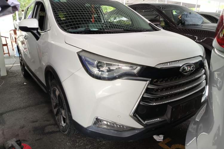 Used JAC Group Refine S3 2018 Custom Edition 1.5L Manual Luxury Smart Model Front Right 45 Deg