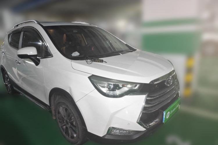 Used JAC Group Refine S3 2018 Smart Drive Edition 1.5L Manual Luxury Smart Model Front Right 45 Deg
