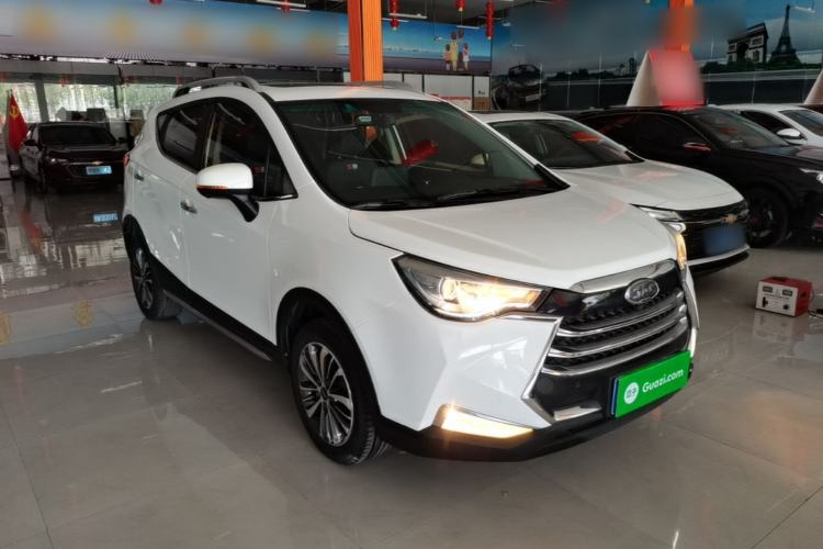 Used JAC Group Refine S3 2018 Smart Drive Version 1.6L CVT Luxury Smart Model Front Right 45 Deg