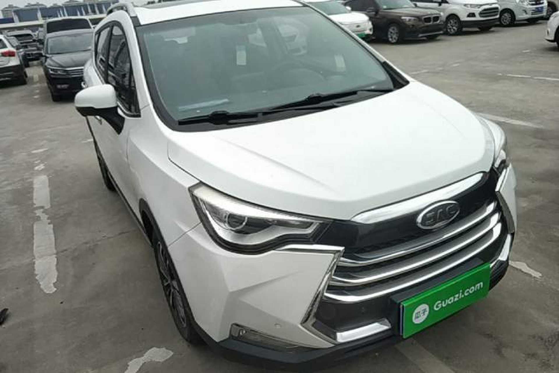 Used JAC Group Refine S3 2018 Smart Drive Version 1.6L CVT Luxury Smart Model Front Right 45 Deg
