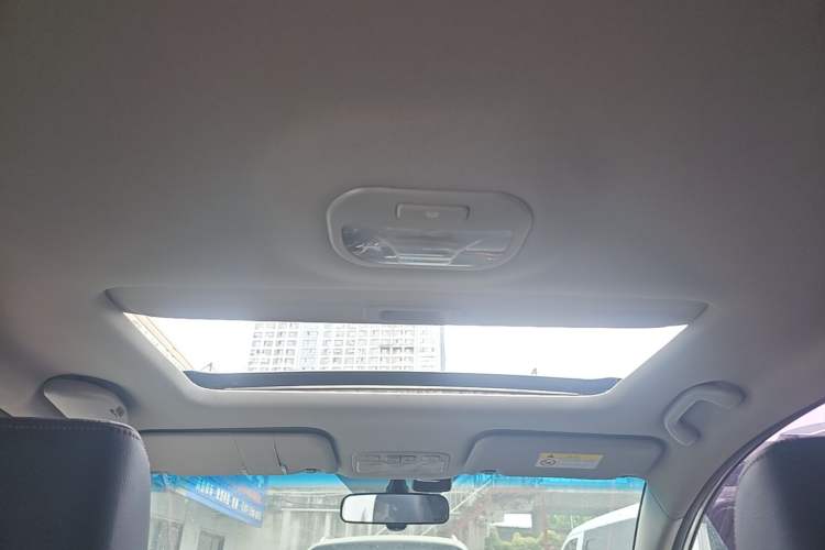 Used JAC Group Refine S3 2018 Smart Drive Edition 1.5L Manual Luxury Smart Model Headliner