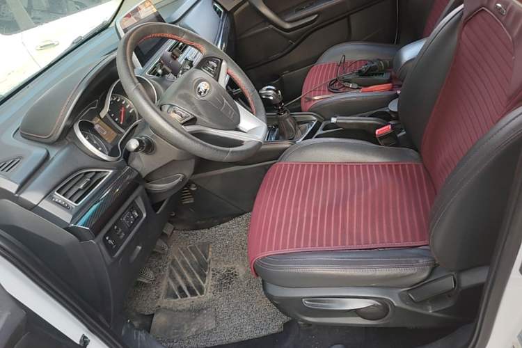 Used JAC Group Refine S3 2018 Custom Edition 1.5L Manual Luxury Smart Model Left Front Seat