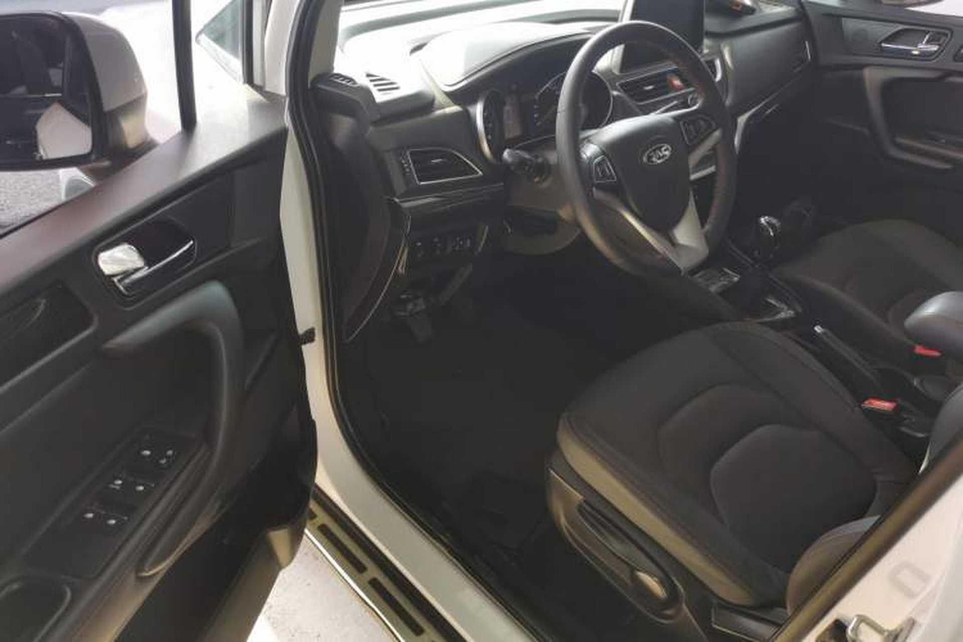 Used JAC Group Refine S3 2018 Custom Edition 1.5L Manual Luxury Smart Model Left Front Seat