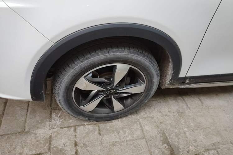 Used JAC Group Refine S3 2018 1.5L Manual Classic Edition Left Front Wheel Hub
