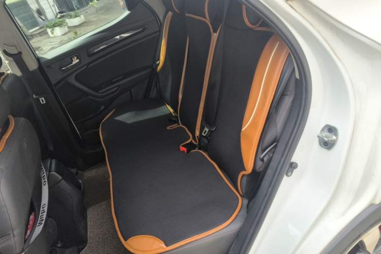 Used JAC Group Refine S3 2018 Custom Edition 1.6L CVT Luxury Smart Model Left Rear Seat