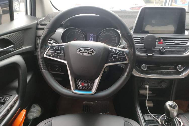 Used JAC Group Refine S3 2018 Smart Drive Edition 1.5L Manual Luxury Smart Model Steering Wheel