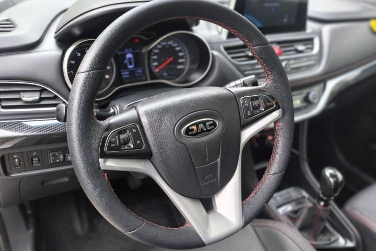 Used JAC Group Refine S3 2018 Custom Edition 1.5L Manual Luxury Smart Model Steering Wheel