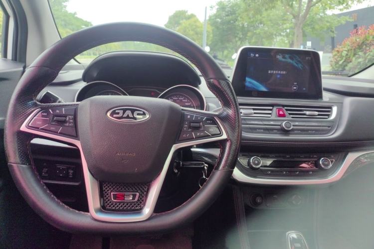 Used JAC Group Refine S3 2018 Smart Drive Version 1.6L CVT Luxury Smart Model Steering Wheel