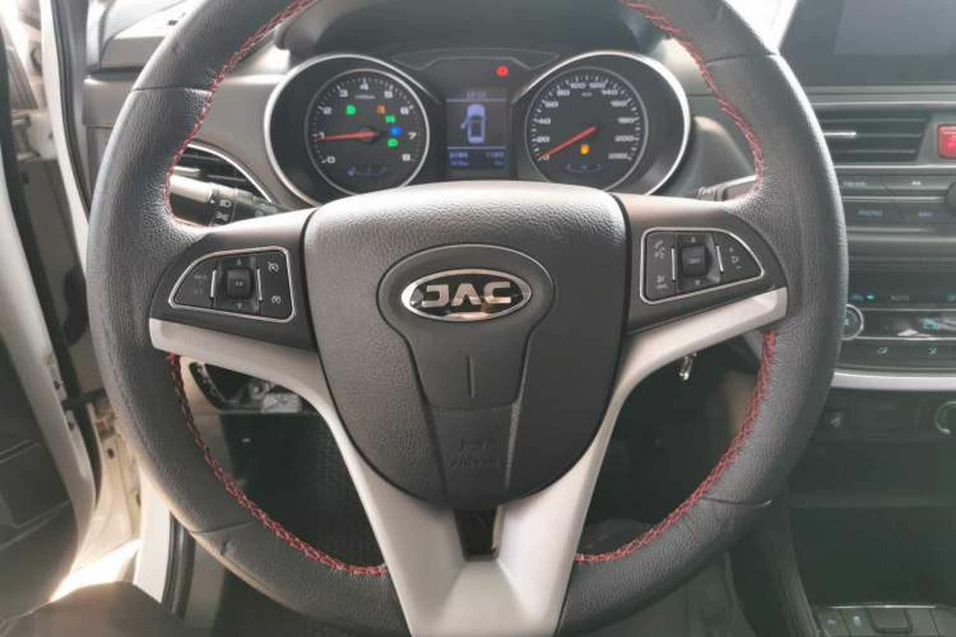 Used JAC Group Refine S3 2018 Custom Edition 1.5L Manual Luxury Smart Model Steering Wheel