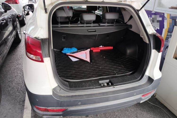 Used JAC Group Refine S3 2018 Custom Edition 1.5L Manual Luxury Smart Model Trunk