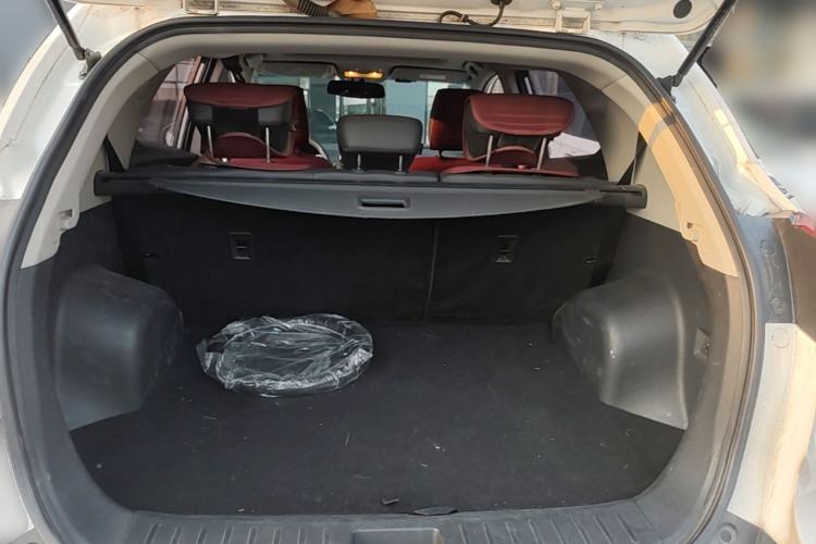 Used JAC Group Refine S3 2018 Custom Edition 1.5L Manual Luxury Smart Model Trunk