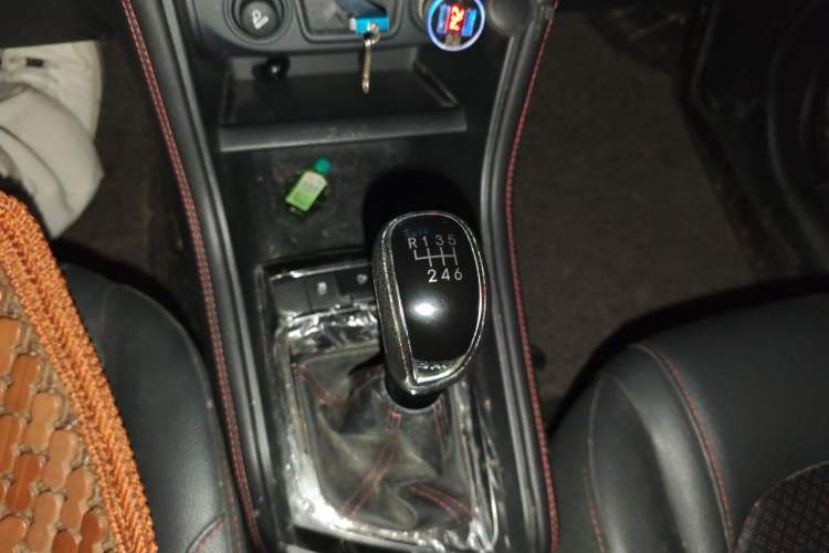 Used JAC Group Refine S3 2018 1.5L Manual European Version Gear Lever