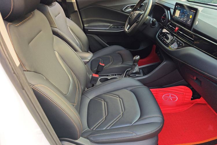 Used JAC Group Refine S4 2019 1.5T Manual Dream Edition Interior 5