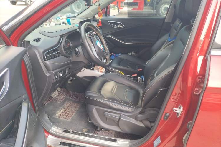 Used JAC Group Refine S4 2019 1.6L CVT Superior Edition Driver Seat