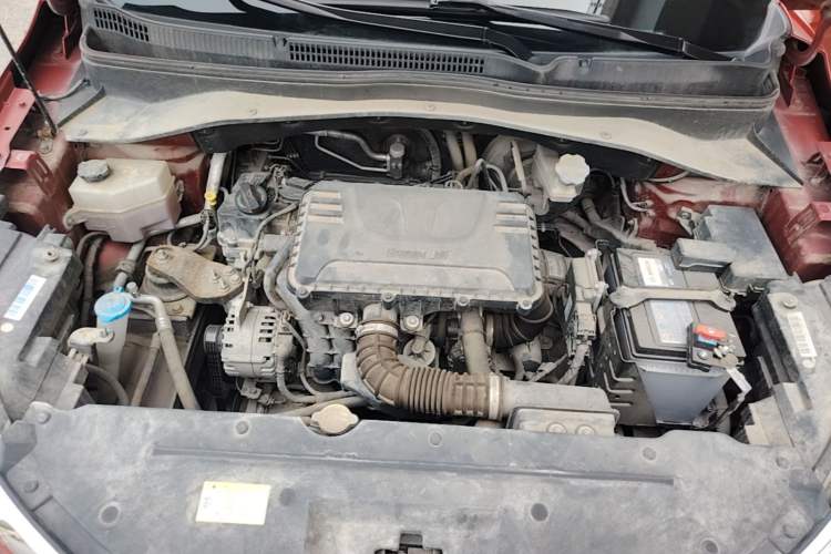 Used JAC Group Refine S4 2019 1.6L CVT Superior Edition Engine Bay