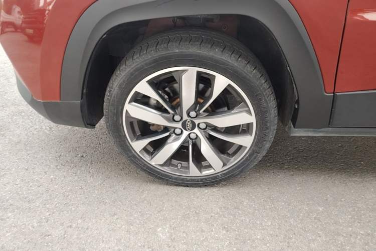 Used JAC Group Refine S4 2019 1.6L CVT Superior Edition Left Front Wheel Hub