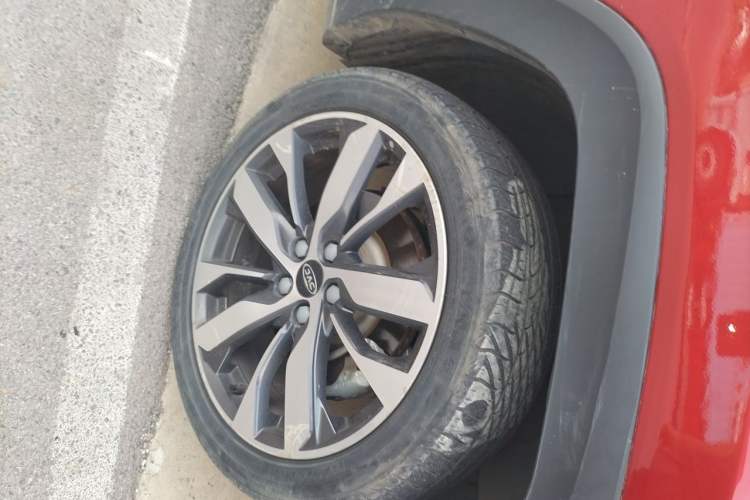 Used JAC Group Refine S4 2019 1.6L CVT Superior Edition Right Front Wheel Hub