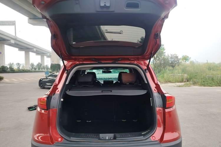 Used JAC Group Refine S4 2019 1.6L CVT Superior Edition Trunk