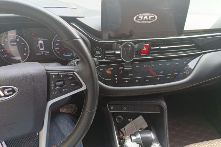 Used JAC Group Refine S4 2019 1.6L CVT Superior Edition Audio And AC Panel