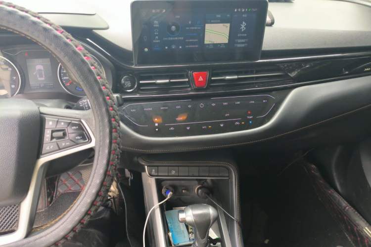 Used JAC Group Refine S4 2019 1.6L CVT Superior Edition Audio And AC Panel