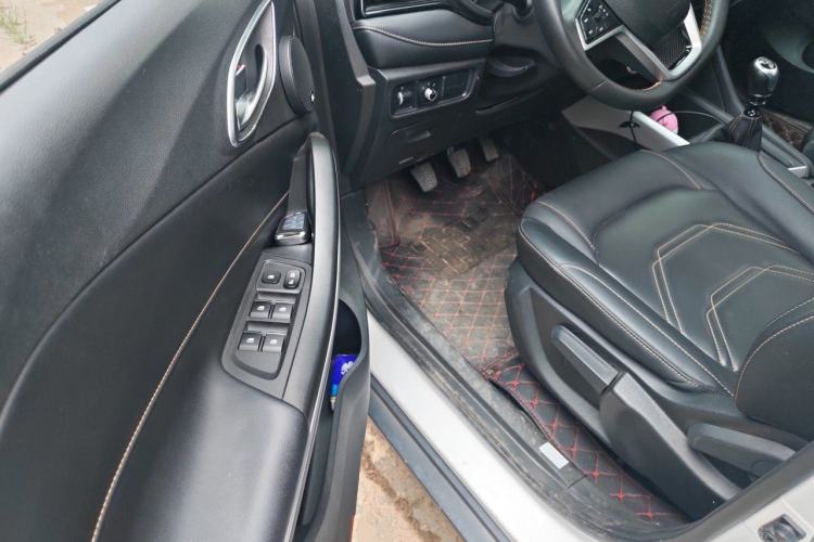 Used JAC Group Refine S4 2019 1.6L Manual Overdrive Model Driver Seat