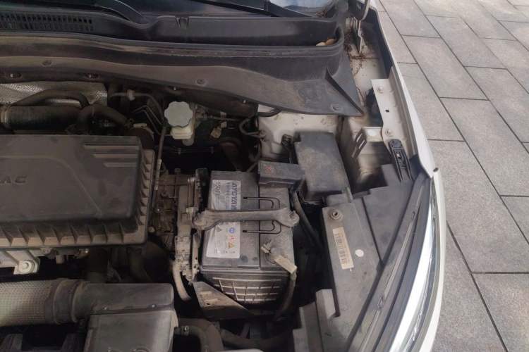 Used JAC Group Refine S4 2019 1.5T CVT Superior Trim Engine Bay Left