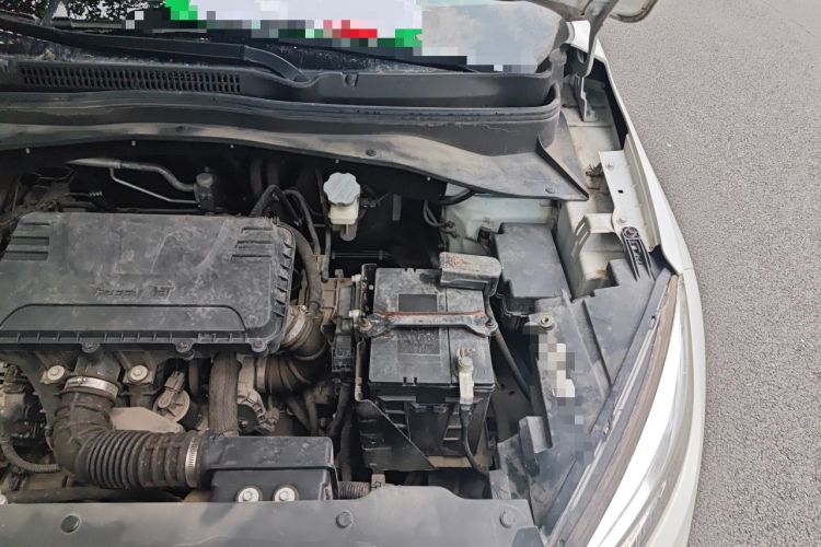 Used JAC Group Refine S4 2019 1.6L CVT Superior Edition Engine Bay Left