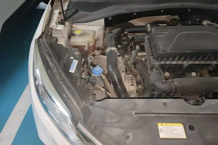 Used JAC Group Refine S4 2019 1.5T Manual Overdrive Model Engine Bay Right