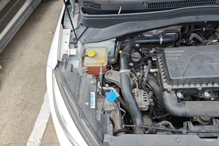 Used JAC Group Refine S4 2019 1.5T Manual Overdrive Model Engine Bay Right