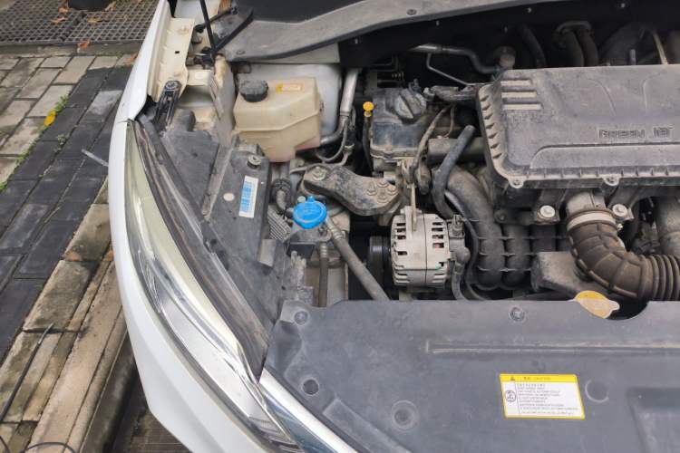 Used JAC Group Refine S4 2019 1.6L CVT Superior Edition Engine Bay Right