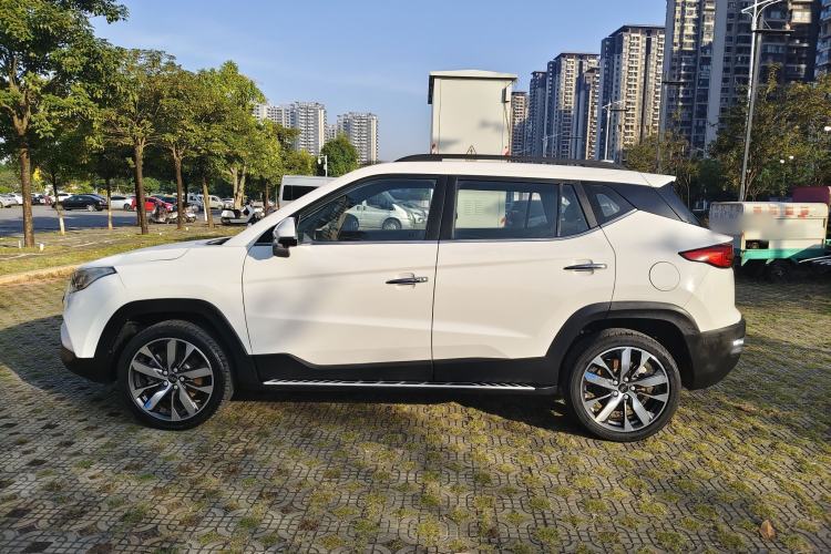 Used JAC Group Refine S4 2019 1.6L Manual Dream Edition Exterior 7