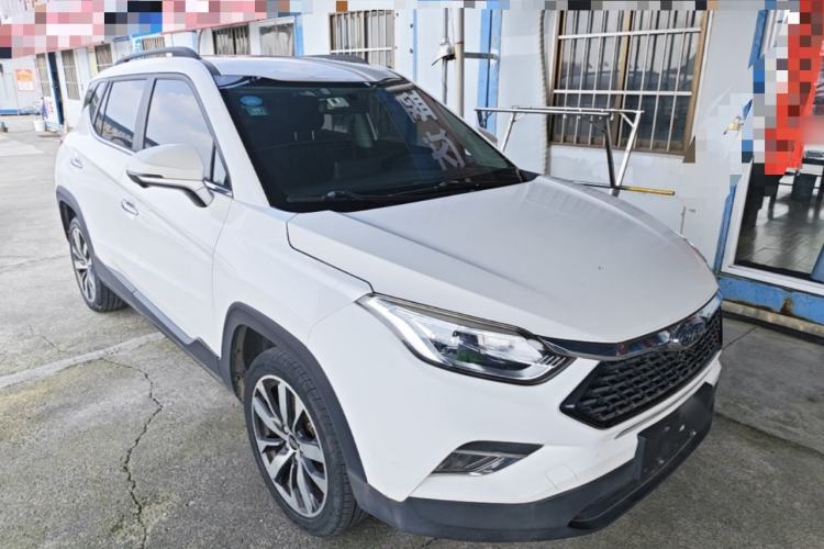 Used JAC Group Refine S4 2019 1.6L CVT Superior Edition Front Right 45 Deg