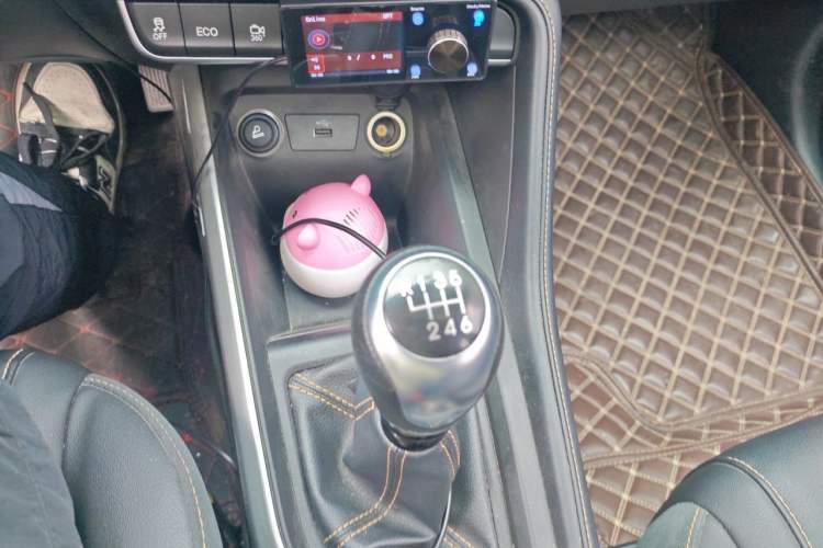 Used JAC Group Refine S4 2019 1.6L Manual Overdrive Model Gear Lever