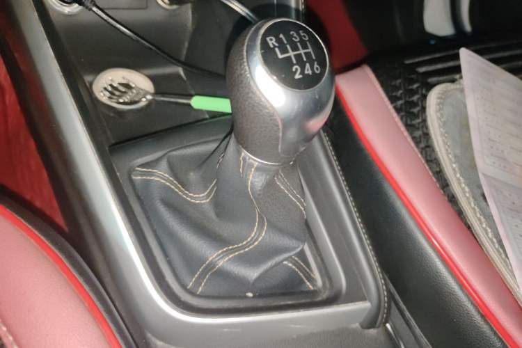 Used JAC Group Refine S4 2019 1.5T Manual Overdrive Model Gear Lever