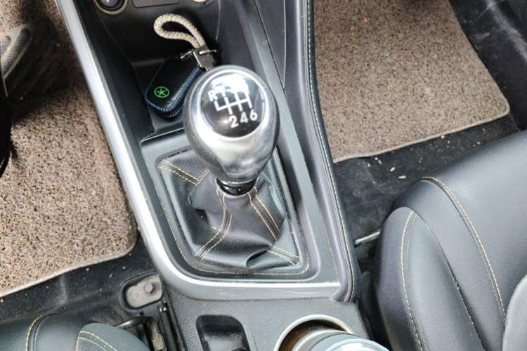 Used JAC Group Refine S4 2019 1.6L Manual Overdrive Model Gear Lever