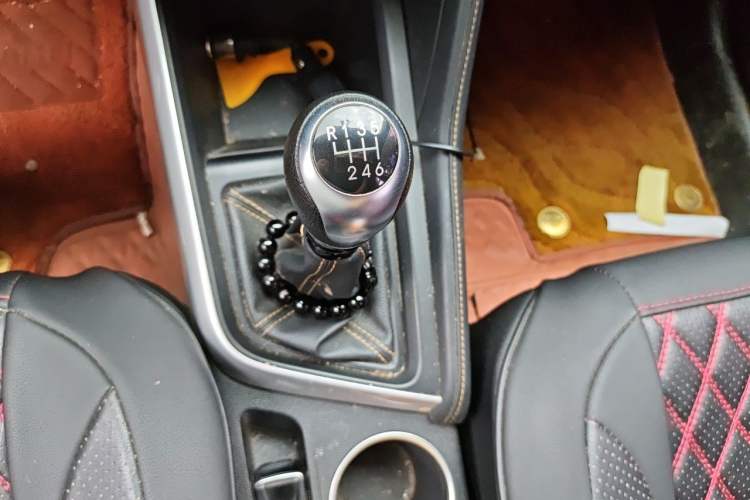 Used JAC Group Refine S4 2019 1.6L Manual Overdrive Model Gear Lever
