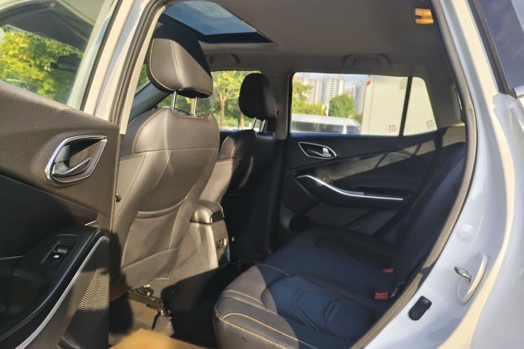 Used JAC Group Refine S4 2019 1.6L Manual Dream Edition Interior 2