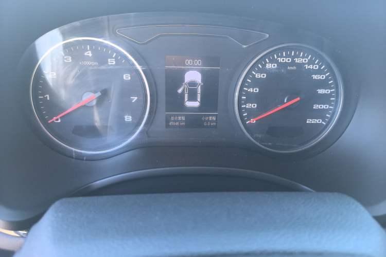 Used JAC Group Refine S4 2019 1.6L CVT Superior Edition Odometer Close Up