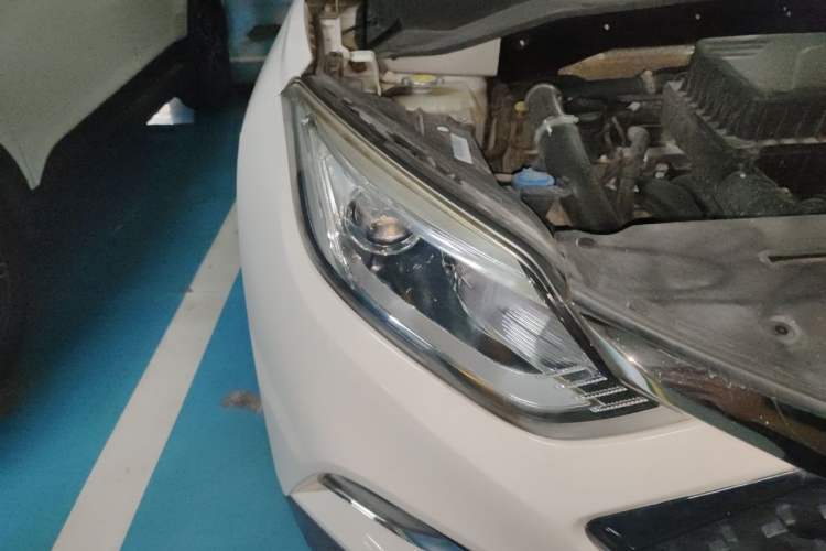 Used JAC Group Refine S4 2019 1.5T Manual Overdrive Model Right Front Headlight