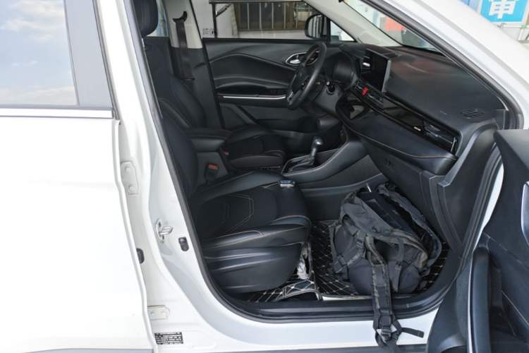 Used JAC Group Refine S4 2019 1.6L CVT Superior Edition Right Front Seat