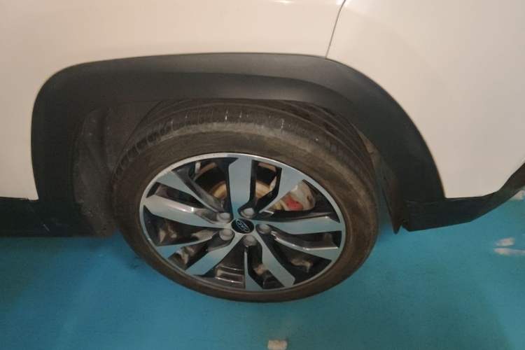 Used JAC Group Refine S4 2019 1.5T Manual Overdrive Model Right Front Wheel Hub