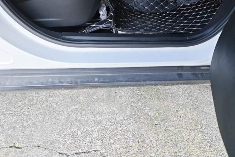 Used JAC Group Refine S4 2019 1.6L CVT Superior Edition Right Side Sill