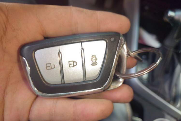 Used JAC Group Refine S4 2019 1.5T CVT Superior Trim Vehicle Key